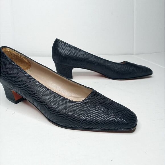 Salvatore Ferragamo black heels size 7.5 - Picture 2 of 9